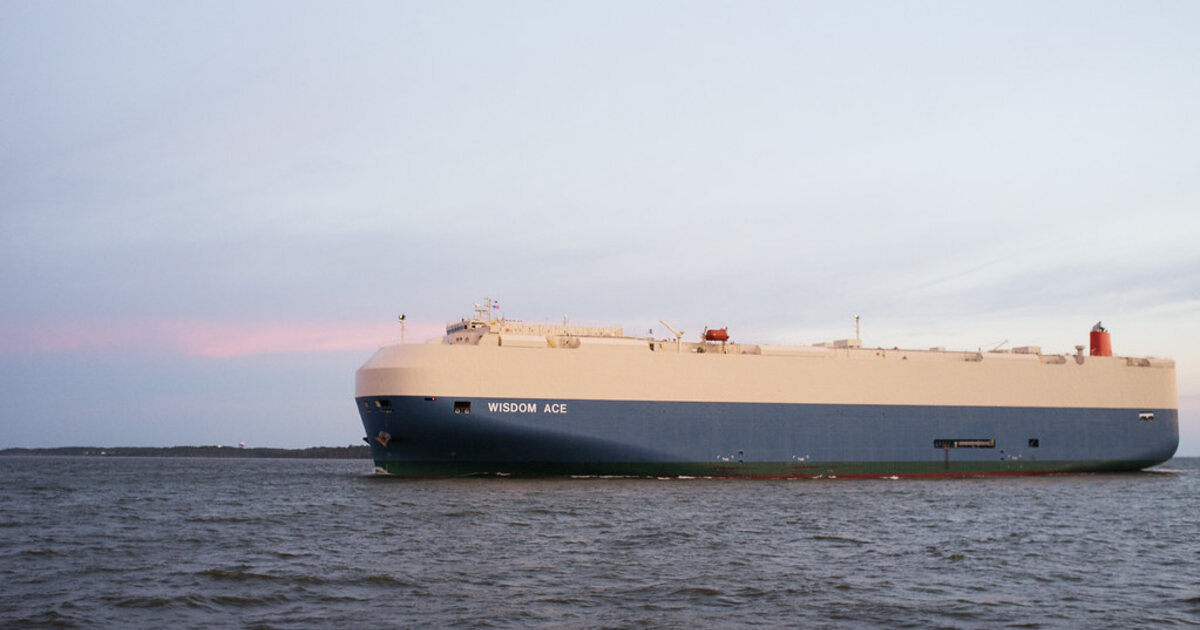 How EVs Are Shipped From China: RoRo, Container, Rail & the New Car-Carrier Fleet (2026)