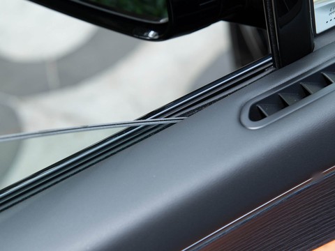 AITO M5 — China range-extender EV for export — photo 12