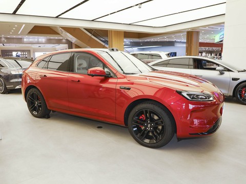 AITO M5 — China range-extender EV for export — photo 8