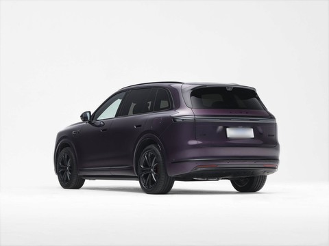 AITO M7 — China range-extender EV for export — photo 5