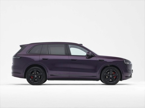 AITO M7 — China range-extender EV for export — photo 8