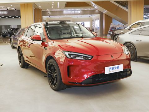 AITO Wen JieM5 — China range-extender EV for export — photo 3