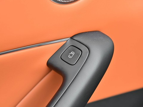 AITO M6 — China range-extender EV for export — photo 13