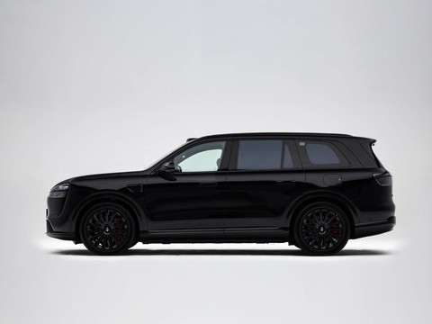 AITO M9 — China range-extender EV for export — photo 4