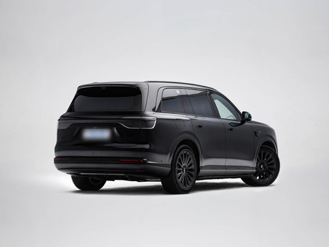 AITO M9 — China range-extender EV for export — photo 7