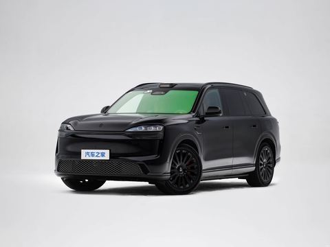 AITO Wen JieM9 — China range-extender EV for export — photo 1