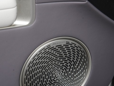 Avatr 06 — China electric EV for export — photo 14