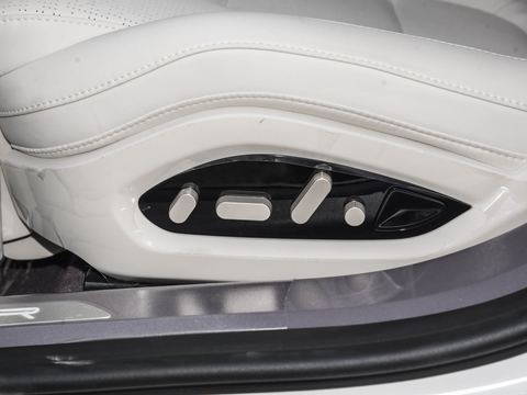 Avatr A Wei Ta06 — China electric EV for export — photo 15