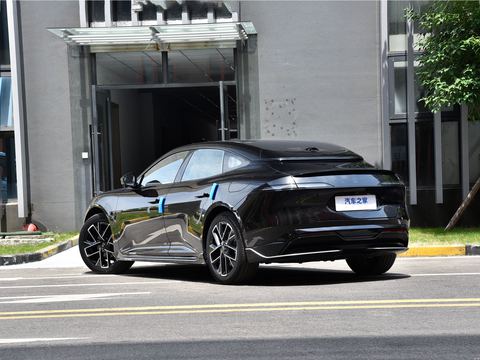 Avatr A Wei Ta06 — China electric EV for export — photo 5