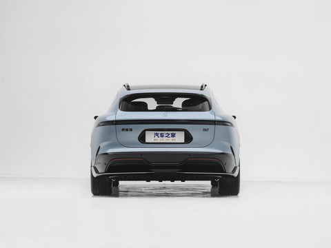 Avatr 06T — China electric EV for export — photo 6