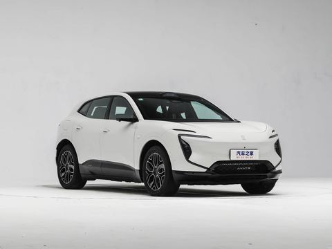 Avatr A Wei Ta07 — China electric EV for export — photo 3