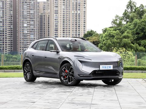 Avatr A Wei Ta07 L — China electric EV for export — photo 3