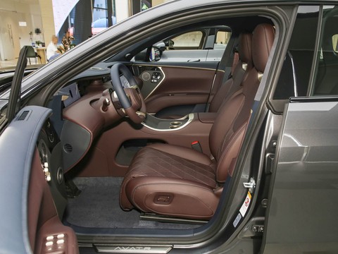 Avatr 11 — China electric EV for export — photo 9