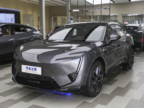 Avatr A Wei Ta11 — China electric EV for export — photo 1