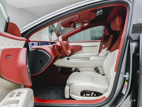 Avatr 12 — China electric EV for export — photo 9