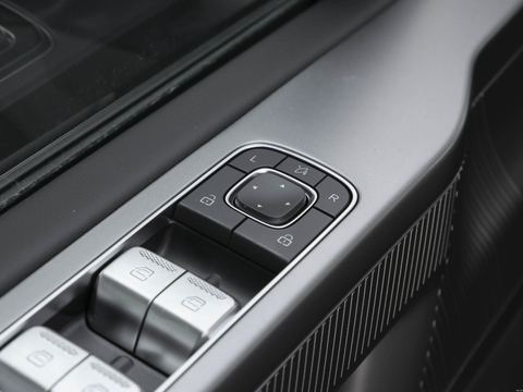 BAIC BJ Yue YeBJ40Zeng Cheng — China range-extender EV for export — photo 15