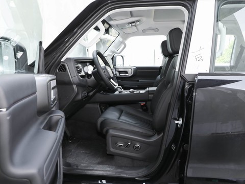 BAIC BJ40 EREV — China range-extender EV for export — photo 9