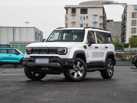 BAIC BJ40 EREV — China range-extender EV for export