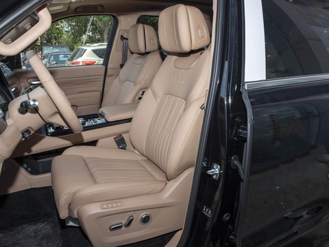 BAIC BJ60 EREV — China range-extender EV for export — photo 10