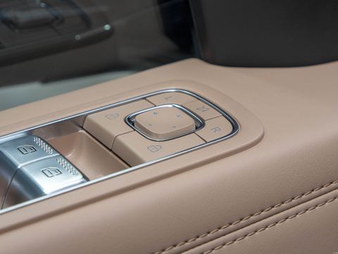 BAIC BJ Yue YeBJ60Zeng Cheng — China range-extender EV for export — photo 15