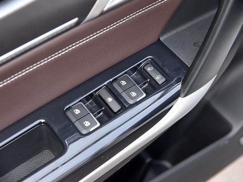 BAIC EU5 — China electric EV for export — photo 13