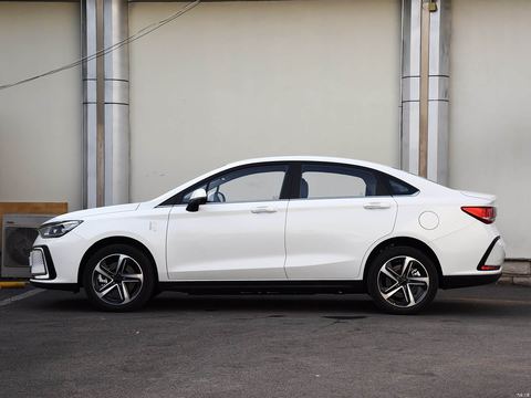 BAIC EU5 — China electric EV for export — photo 4