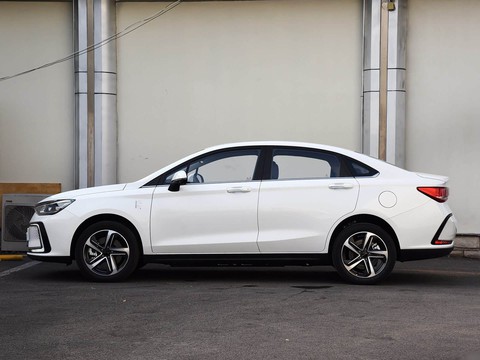 BAIC EU5 — China electric EV for export — photo 4