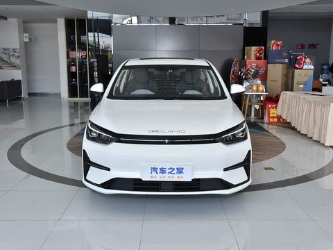BAIC EU5 PLUS — China electric EV for export — photo 2