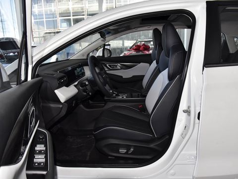 BAIC EU5 PLUS — China electric EV for export — photo 9