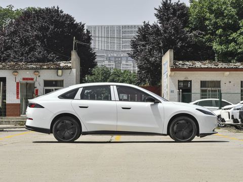 BAIC EU8 — China electric EV for export — photo 8