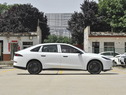 BAIC EU8 — China electric EV for export — photo 8
