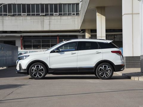 BAIC EX5 — China electric EV for export — photo 4