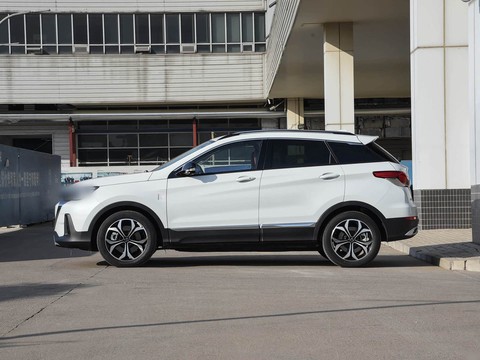 BAIC EX5 — China electric EV for export — photo 4