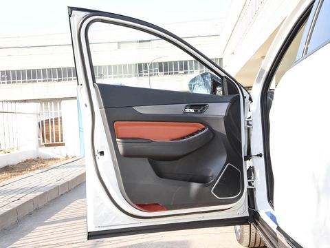 BAIC EX5 — China electric EV for export — photo 9