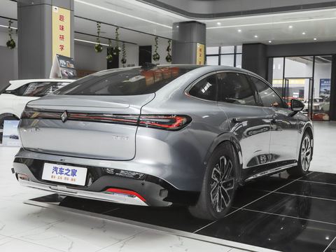 Baojun Bao Jun Xiang Jing — China electric EV for export — photo 7