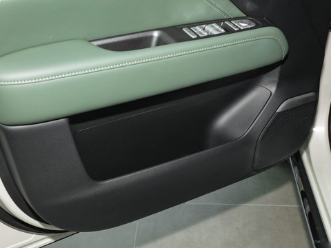 Baojun Yueye Plus — China electric EV for export — photo 16