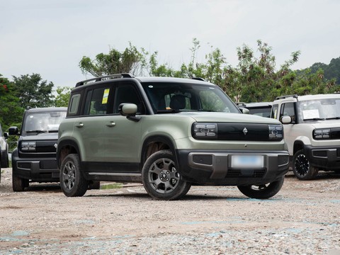 Baojun Yueye Plus — China electric EV for export — photo 3