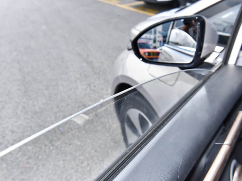 Baojun Yunduo — China electric EV for export — photo 12