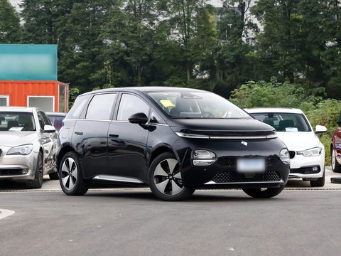 Baojun Yunduo — China electric EV for export — photo 3