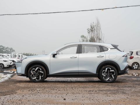 Baojun Bao Jun Yun Hai — China electric EV for export — photo 4