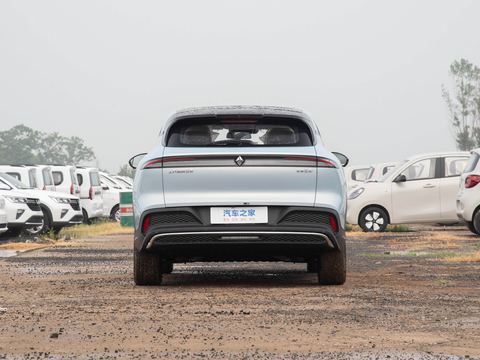 Baojun Bao Jun Yun Hai — China electric EV for export — photo 6