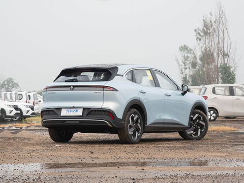 Baojun Bao Jun Yun Hai — China electric EV for export — photo 7