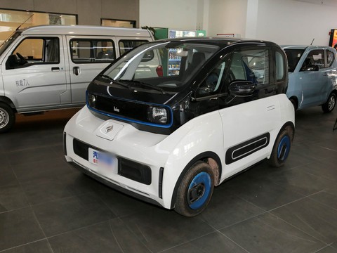 Baojun E300 — China electric EV for export — photo 8