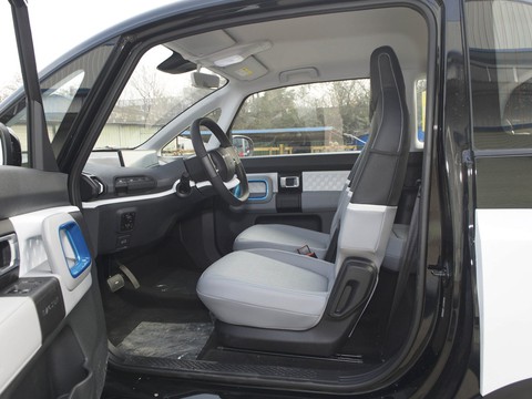 Baojun E300 — China electric EV for export — photo 9