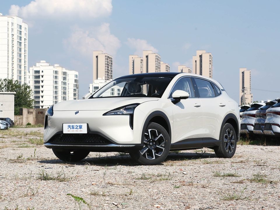 Baojun Bao JunE6 export to Kazakhstan — China EV for export