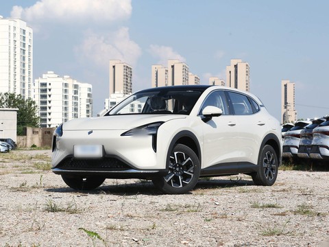 Baojun E6 — China electric EV for export