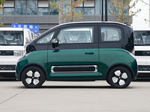 Baojun KiWi EV — China electric EV for export — photo 4