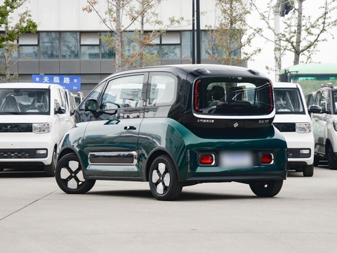 Baojun KiWi EV — China electric EV for export — photo 5