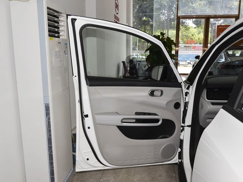 BYD D1 — China electric EV for export — photo 11