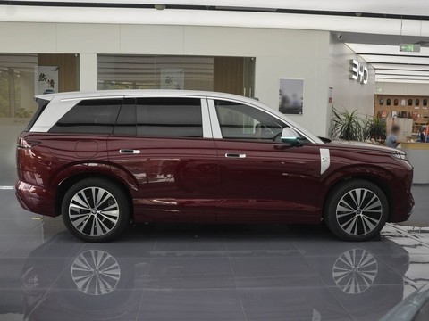 BYD Da Tang — China electric EV for export — photo 8